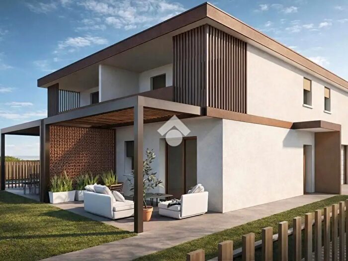Casa quadrilocale in vendita in Via Gianfranco Miglio, Oppeano