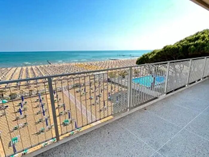 Appartamento trilocale in vendita in Via Zara, Jesolo