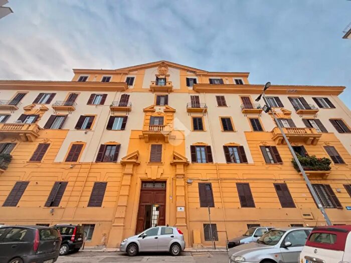 Appartamento bilocale in vendita in Via Guido De Ruggiero, Bari