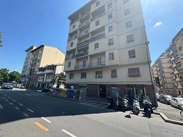 Appartamento quadrilocale in affitto in Firenze