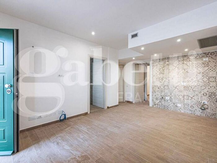 Appartamento bilocale in affitto in Via Alziator sn, Sant'Elia, Cagliari