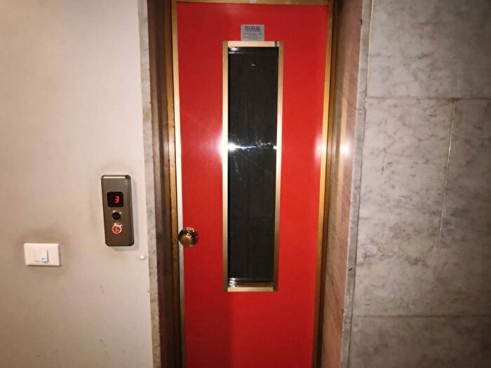 Appartamento trilocale in affitto in Via Enrico Vaccari, Città Giardino, Pavia