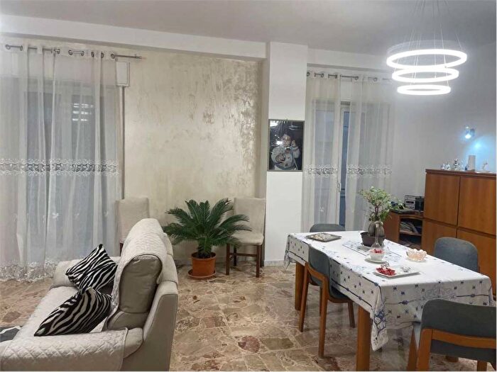 Appartamento quadrilocale in affitto in Gelone Cadorna, Siracusa