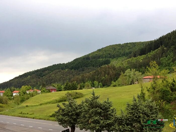Appartamento con 5 locali in vendita in Località Tugo Ovest, Berceto