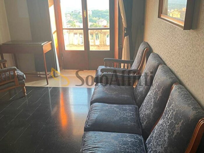 Appartamento con 6 locali in affitto in Centro, Frosinone