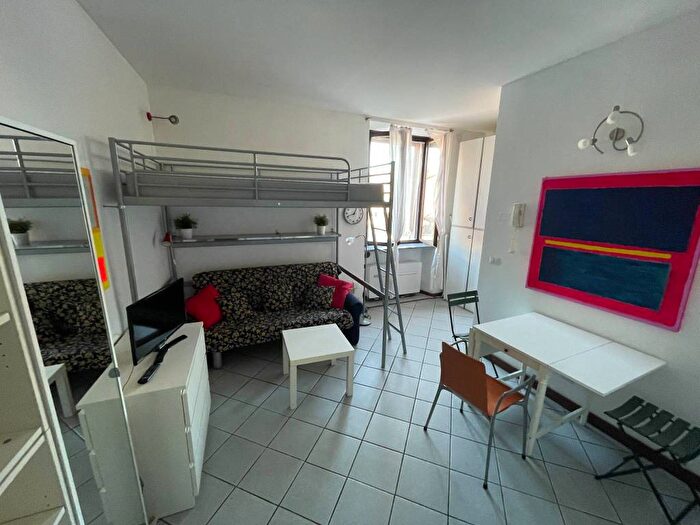 Appartamento monolocale in affitto in Viale Monte Nero, Montenero, Milano