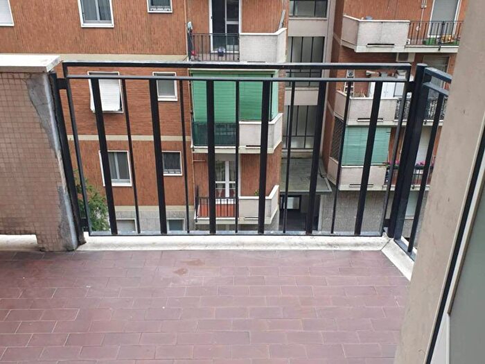 Appartamento monolocale in affitto in via Rapisardi, Bruzzano, Milano