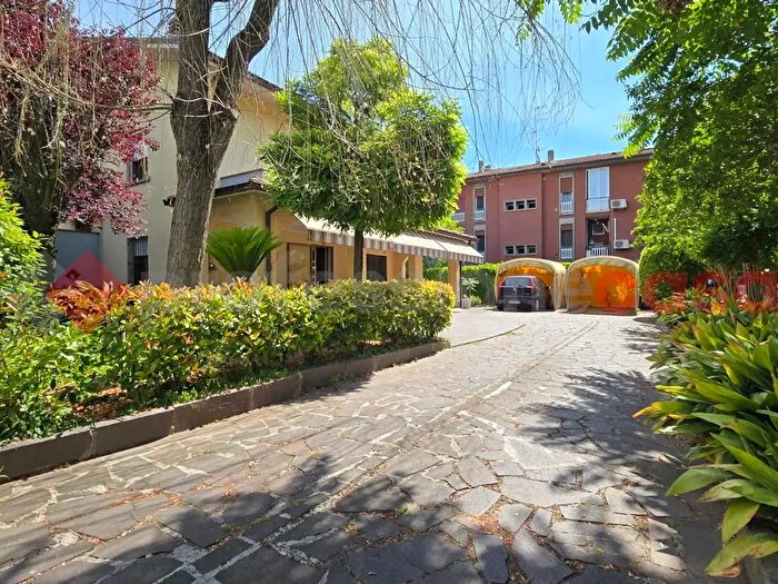 Casa con 9 locali in vendita in Via Carlo Marx, Rio Saliceto
