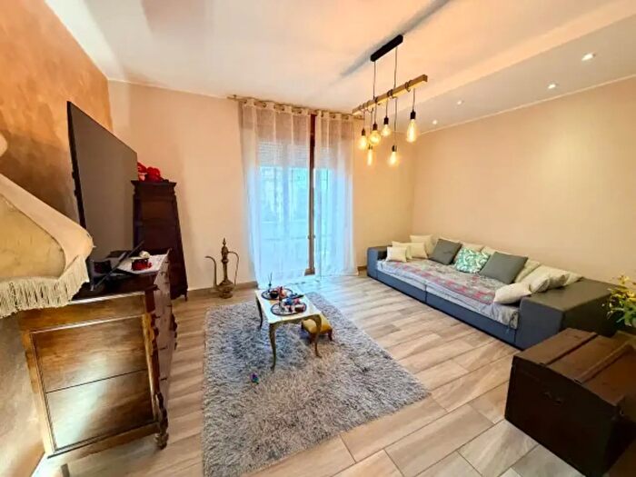 Appartamento trilocale in vendita in Via della Conciliazione, Piacenza