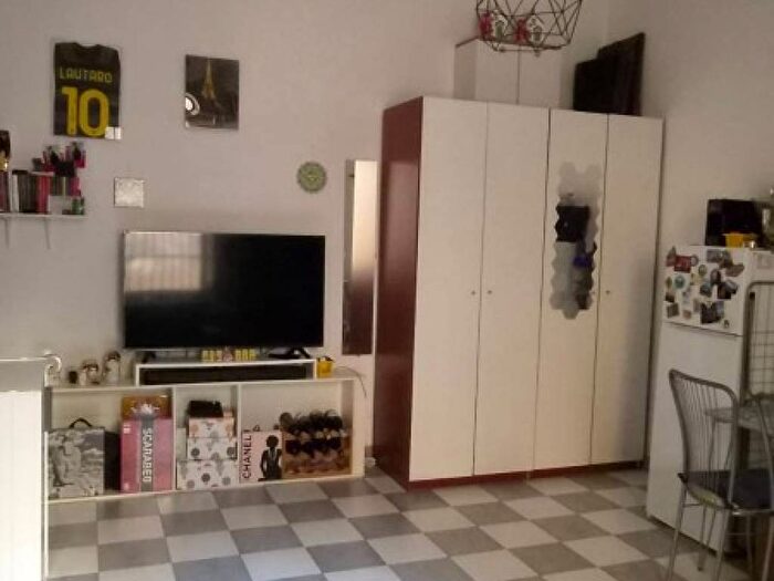 Appartamento monolocale in affitto in Viale Andrea Doria, Centrale, Milano