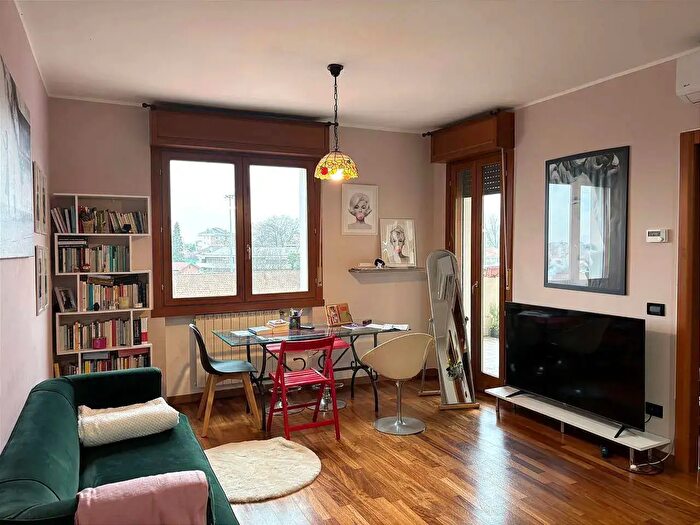 Casa trilocale in vendita in Via Arona, Borgomanero