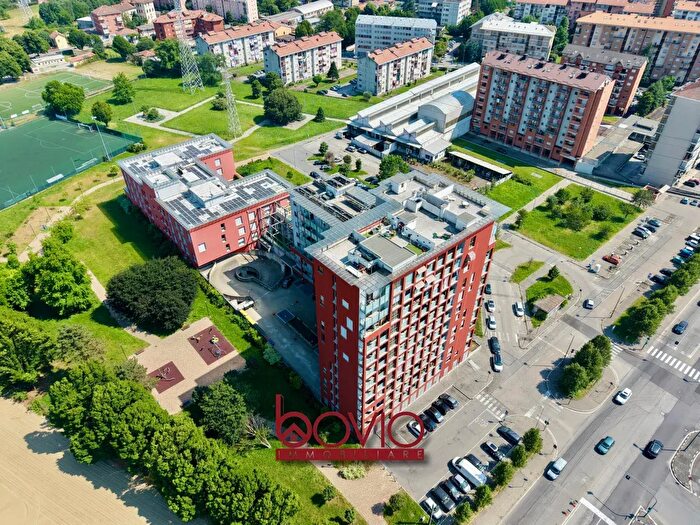 Appartamento trilocale in vendita in Strada di Settimo b, Torino