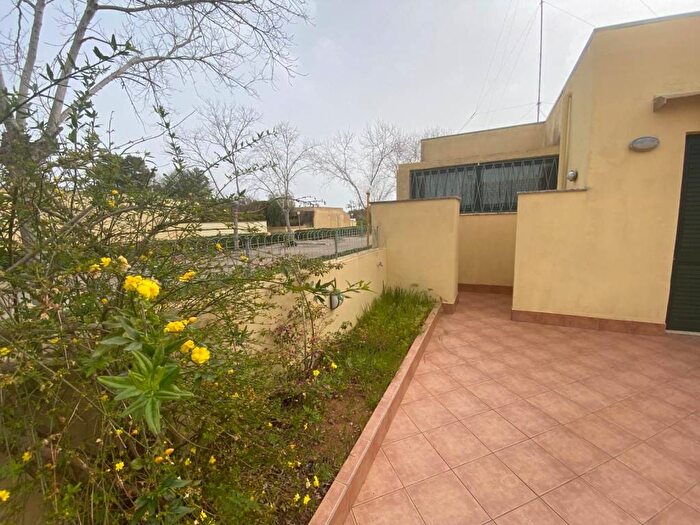 Casa quadrilocale in affitto in Viale delle Stelle, Torre Dellorso, Melendugno