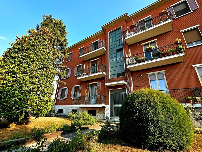 Appartamento trilocale in vendita in Viale delle Esposizioni, Parma