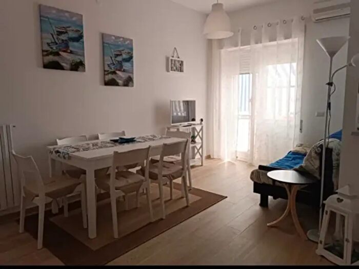 Appartamento quadrilocale in vendita in Via Sicilia, Terracina