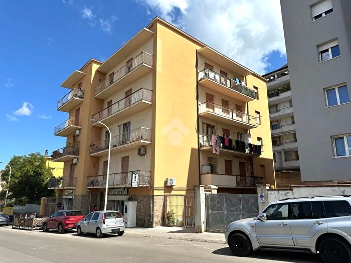 Appartamento con 5 locali in vendita in Via Luna E Sole, Sassari