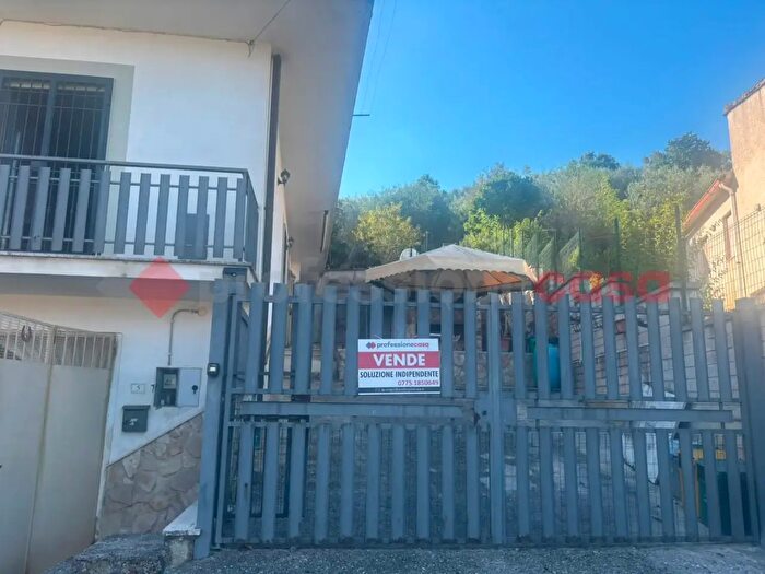 Appartamento con 10 locali in vendita in Via Prati Gallinari, Anagni