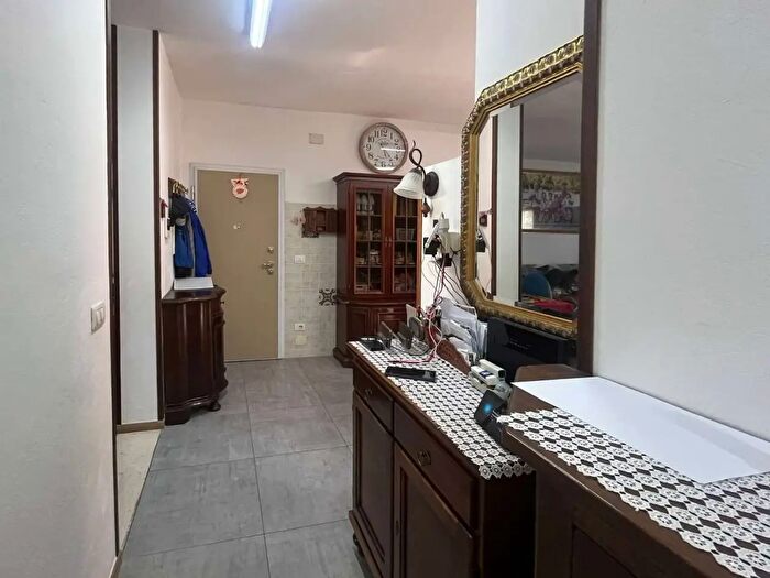 Appartamento con 5 locali in vendita in Via Don Natale Monticelli, Pavullo Nel Frignano
