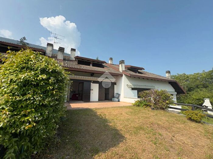 Case in Vendita e in Affitto - 3