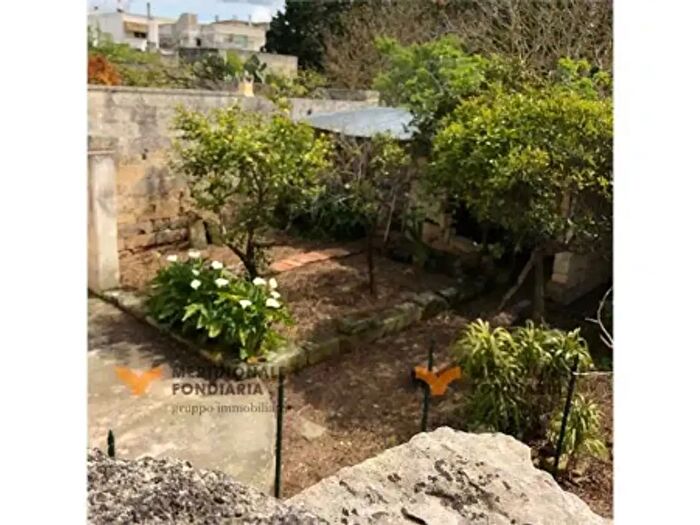 Casa con 6 locali in vendita in Via Trieste, San Donato Di Lecce