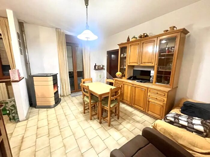 Appartamento con 5 locali in vendita in Via Risorgimento, Sassocorvaro Auditore