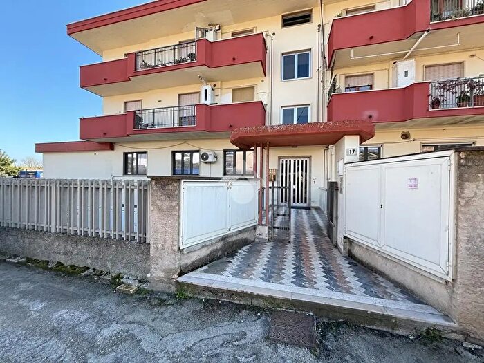 Appartamento trilocale in vendita in Via G Puccini, Pineto