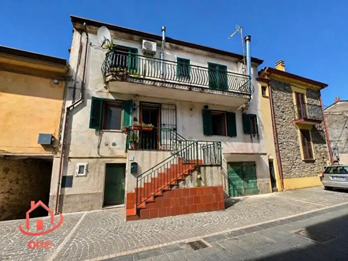 Appartamento trilocale in vendita in Corso Umberto I, Prignano Cilento