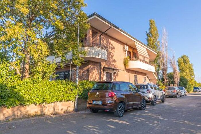 Appartamento trilocale in vendita in Via Cesare Augusto, Guidonia Montecelio