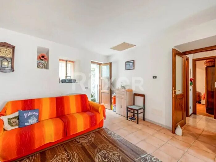 Casa quadrilocale in vendita in Cantone Colmo, Curino