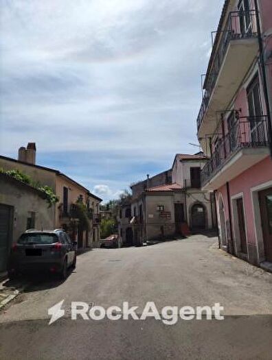 Casa quadrilocale in vendita in Via Guglielmo Marconi, Trecchina