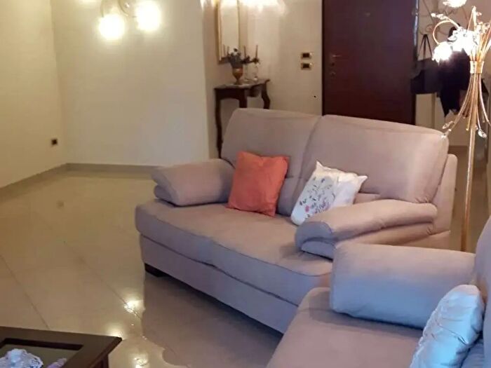 Appartamento con 5 locali in affitto in Marsala