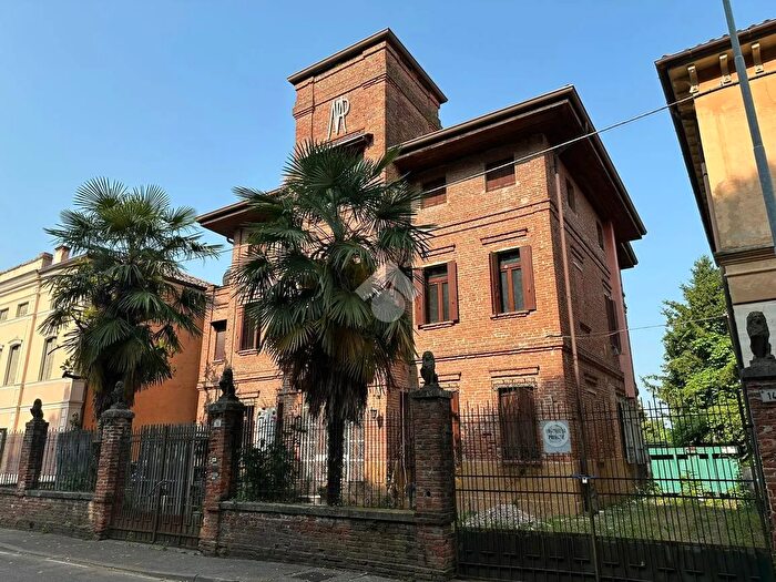 Appartamento con 5 locali in vendita in Via Roma, Dueville