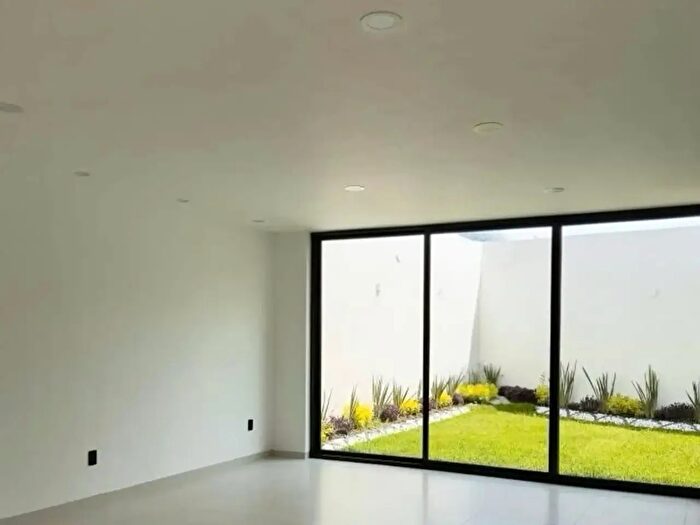 Appartamento quadrilocale in vendita in Via Manzoni, Garbagnate Milanese