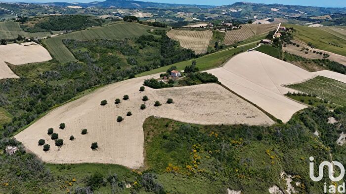 Casa con 5 locali in vendita in Via Contrada San Gregorio, Ripatransone