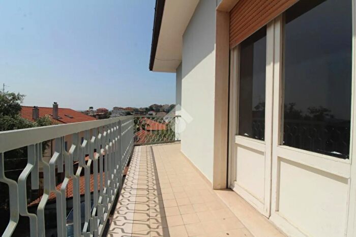 Appartamento trilocale in vendita in Str Vic Villa Cervone, Pescara