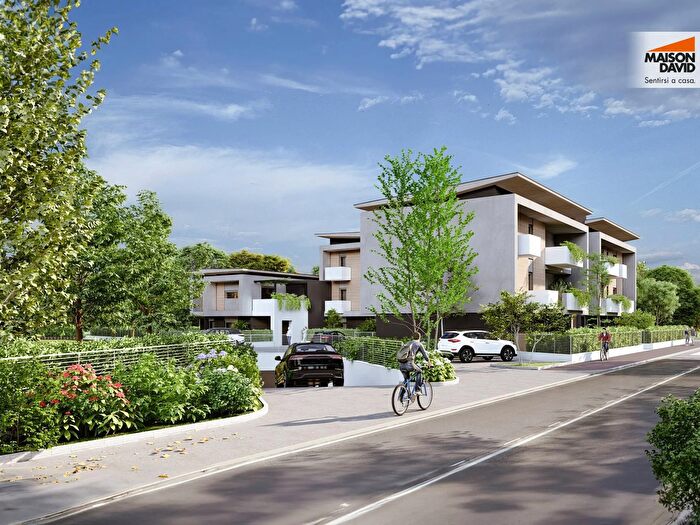 Appartamento quadrilocale in vendita in Via Ponte Guà, Montecchio Maggiore