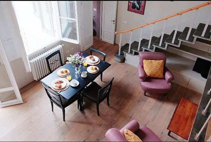 Casa bilocale in affitto in Via delle Pinzochere, Santa Croce, Firenze