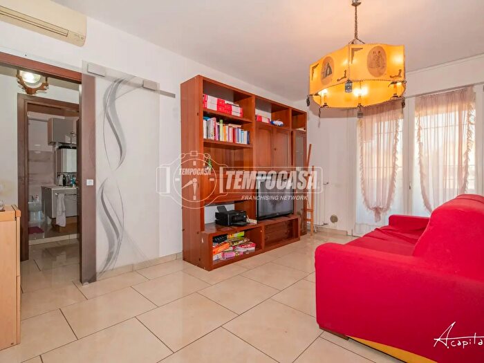 Appartamento trilocale in vendita in Via Wagner, Modena