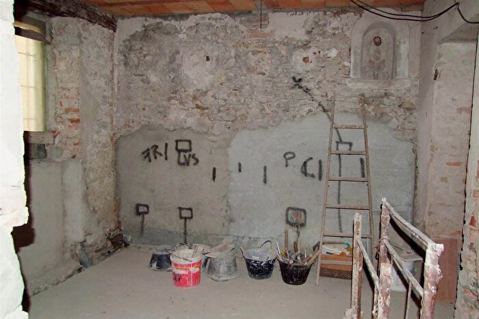 Appartamento trilocale in vendita in Dicomano, Dicomano