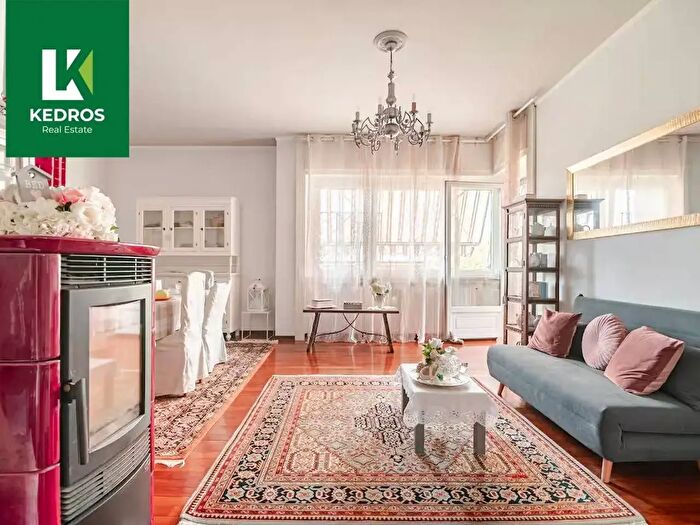 Appartamento quadrilocale in affitto in Via Fratelli Bandiera, Casciago