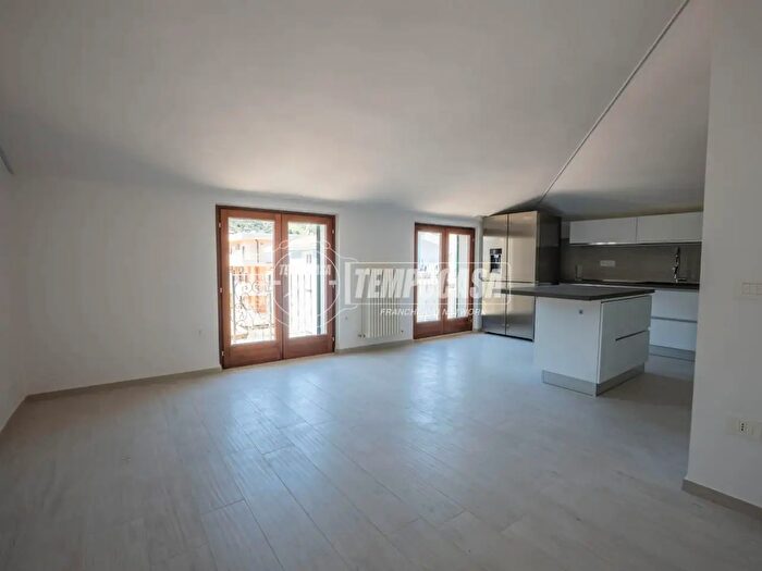 Appartamento trilocale in vendita in Via Malta, Grottammare