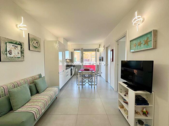 Appartamento trilocale in vendita in Comacchio