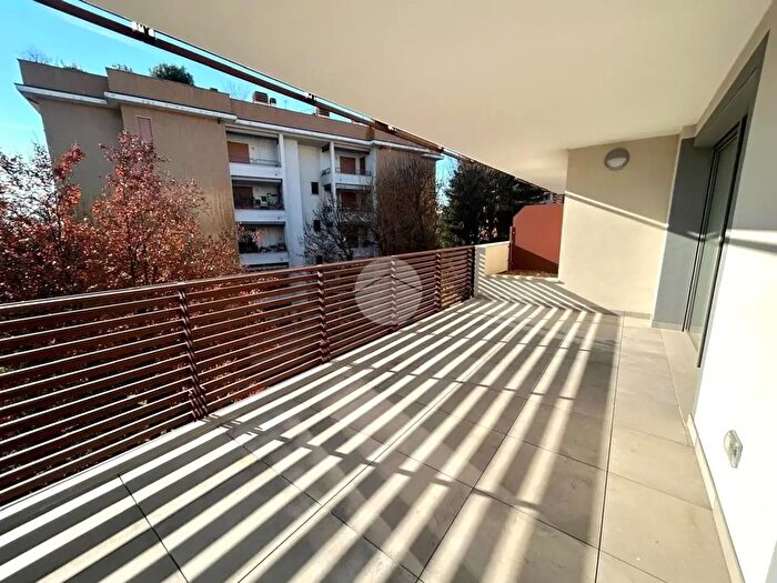 Appartamento trilocale in vendita in Via Antonio Pacinotti, Monza