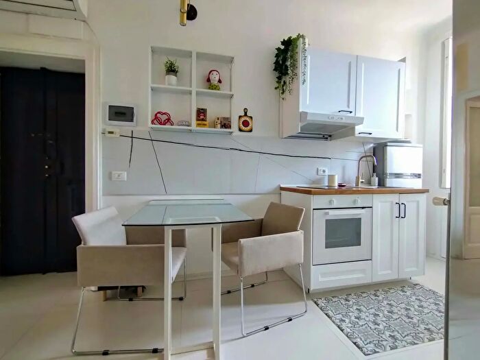 Appartamento monolocale in affitto in Via Riva di Trento, Milano