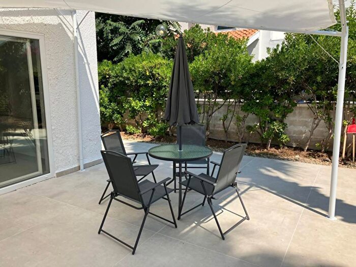 Appartamento trilocale in affitto in SS, Giovinazzo