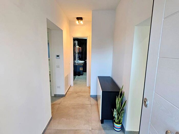 Casa trilocale in affitto in Via Marcello Alessio, Tor Vergata, Roma