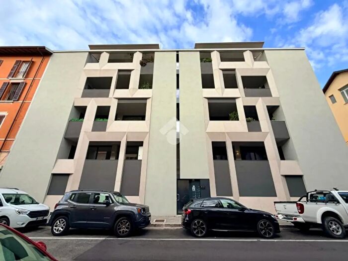 Appartamento quadrilocale in vendita in Via Gorizia, Brescia