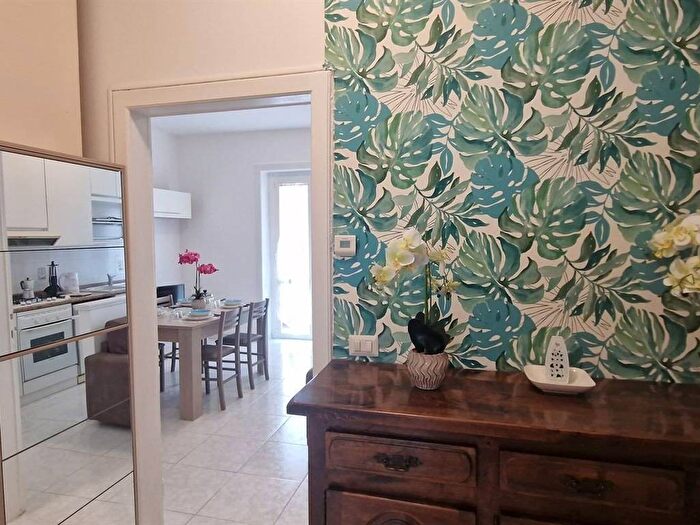 Appartamento bilocale in affitto in via baracca, Caleotto, Lecco