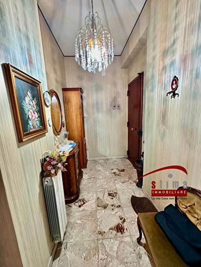 Appartamento trilocale in vendita in Via Armando Diaz, Siracusa