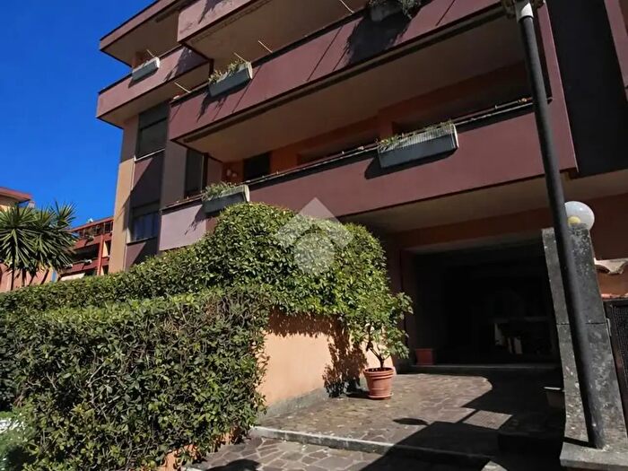 Appartamento quadrilocale in vendita in Appartamento Via Marcantonio Colonna, Marino